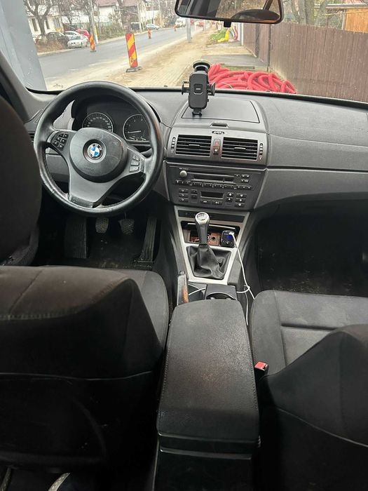 BMW X3 2.0d 2004 – Îngrijit, mașină de familie