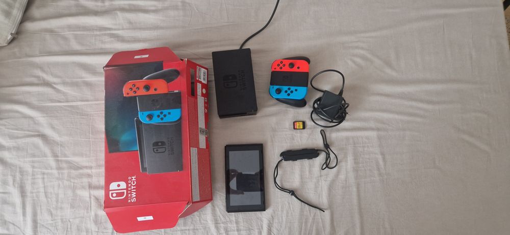 Nintendo Switch Red&Blue Combo