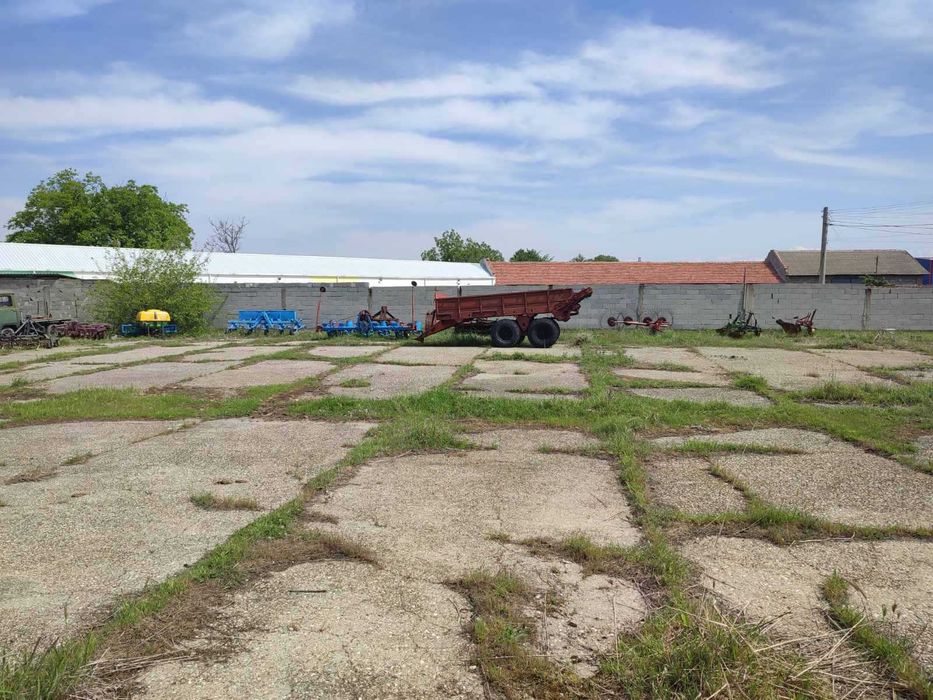 Стопански двор с. Болярци 132 000€