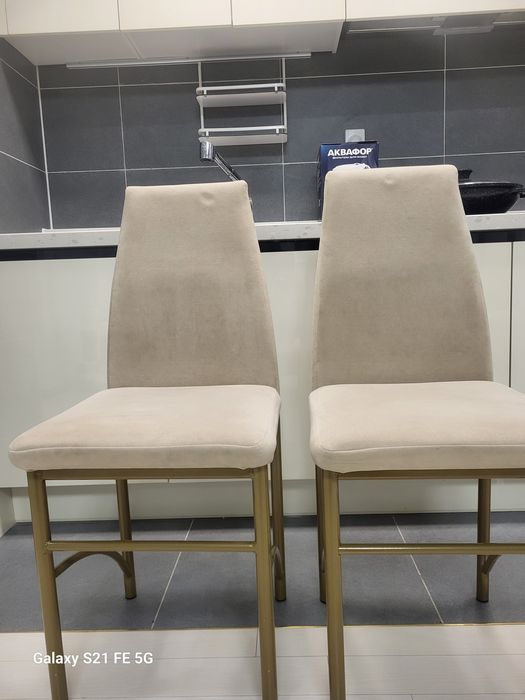 Продам 4 стулья б/у