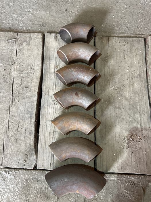 Продам отводы 89х4