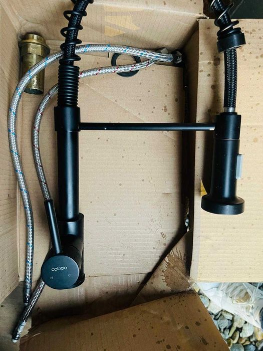 Baterie Bucatarie Cobbe Pulverizator Vertical 2 Functii De Pulverizare