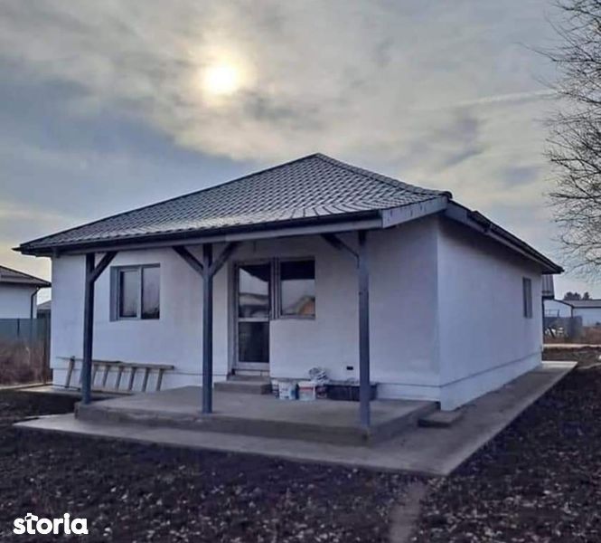 Vand căsuța de locuit