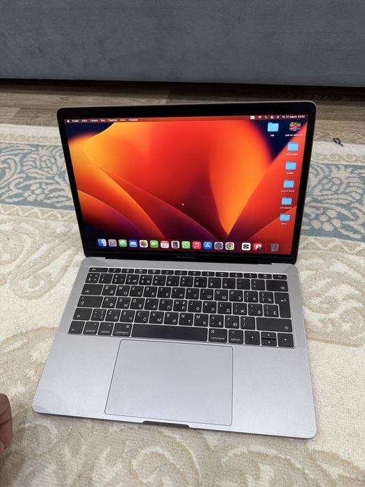 MacBook Pro  macOS Ventura