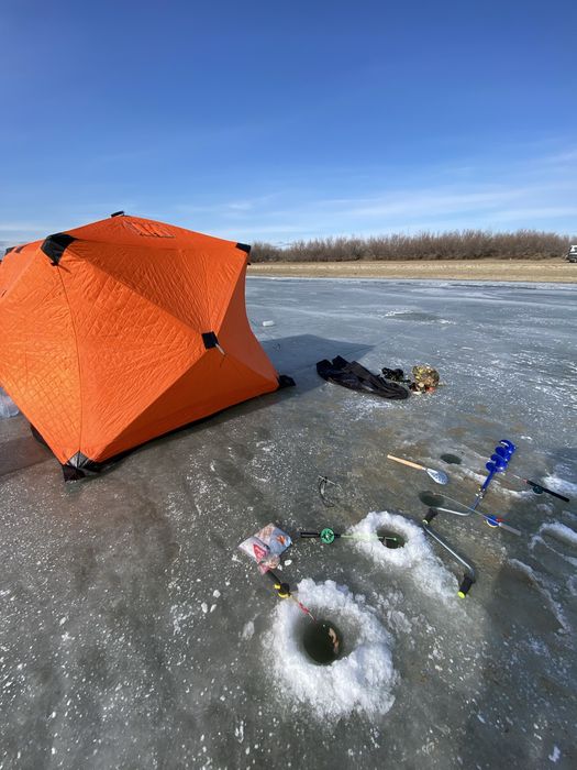 Зимняя палатка для рыбалки