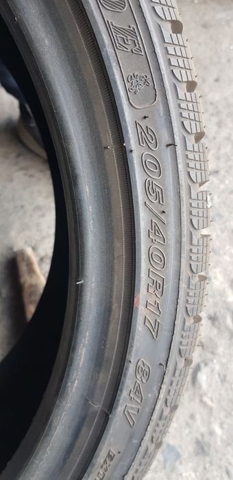 Зимни гуми-17цола-205/40-1бр.-70лв.-като нови