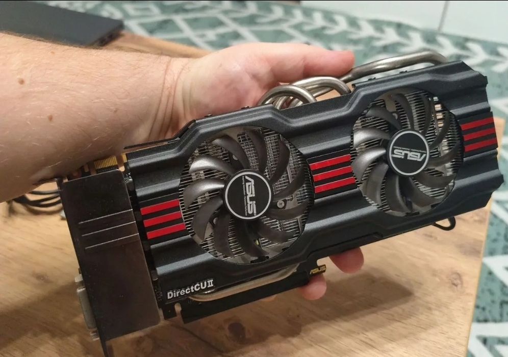 Видеокарта gtx 670 на 2 Гб gddr5