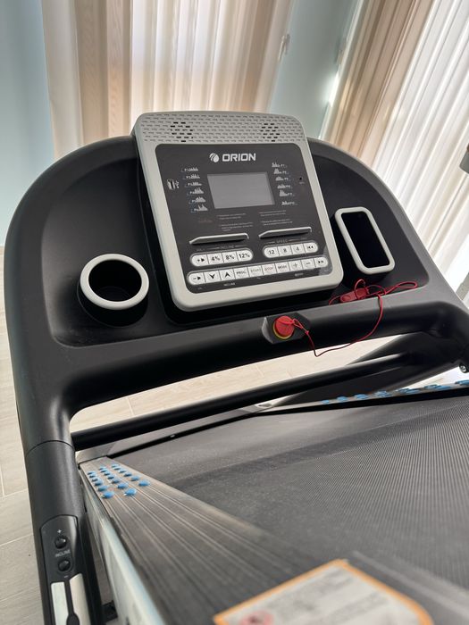 Бягаща пътека Orion Travel R9