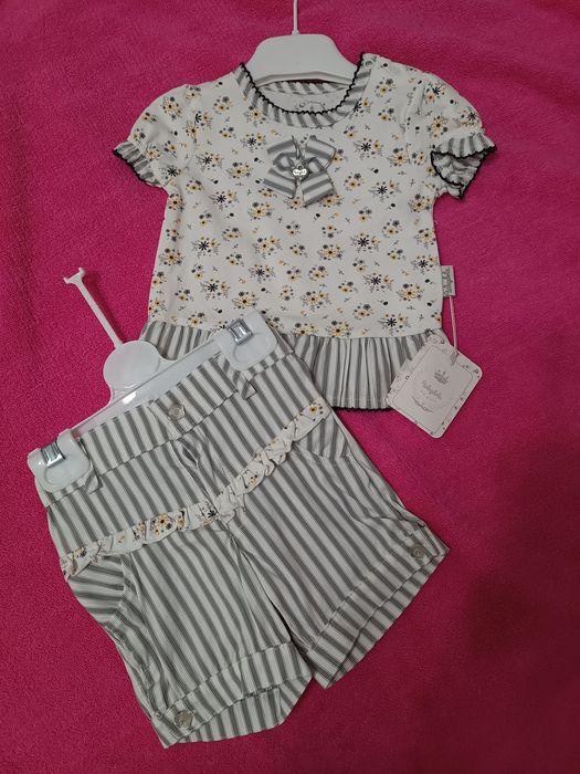 Продам костюм на девочку. Турция