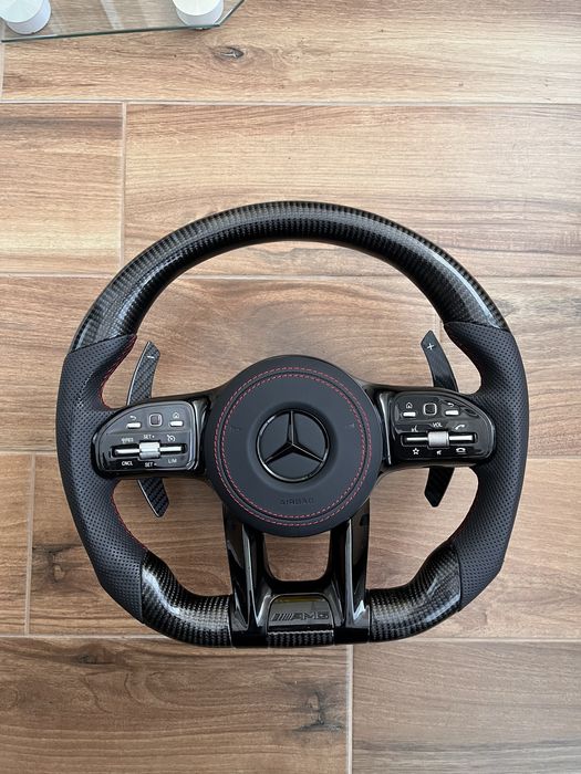 Волан Mercedes AMG