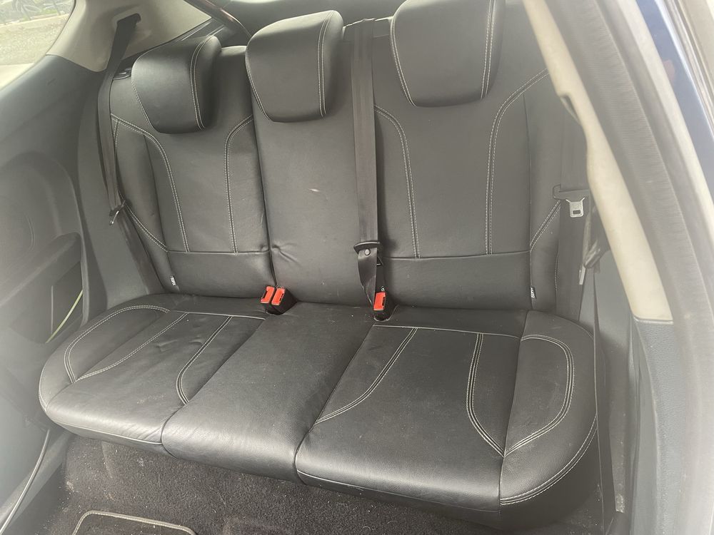 Set scaune Ford Fiesta ST, Piele, incalzite.
