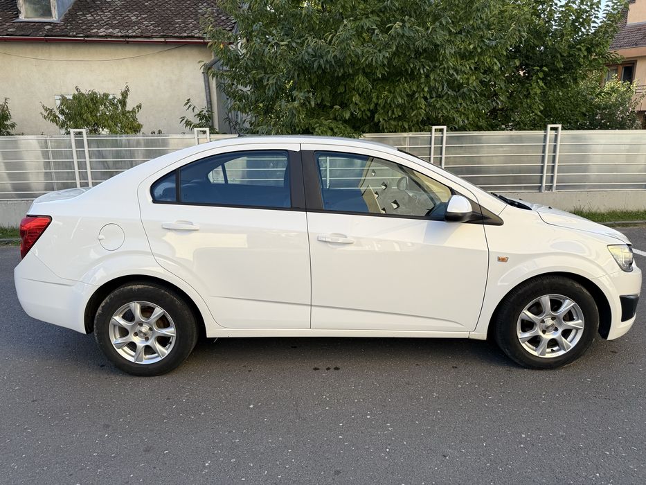 Chevrolet aveo 2013