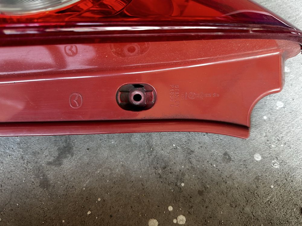 Стопове Мазда 5 2005г Mazda 5