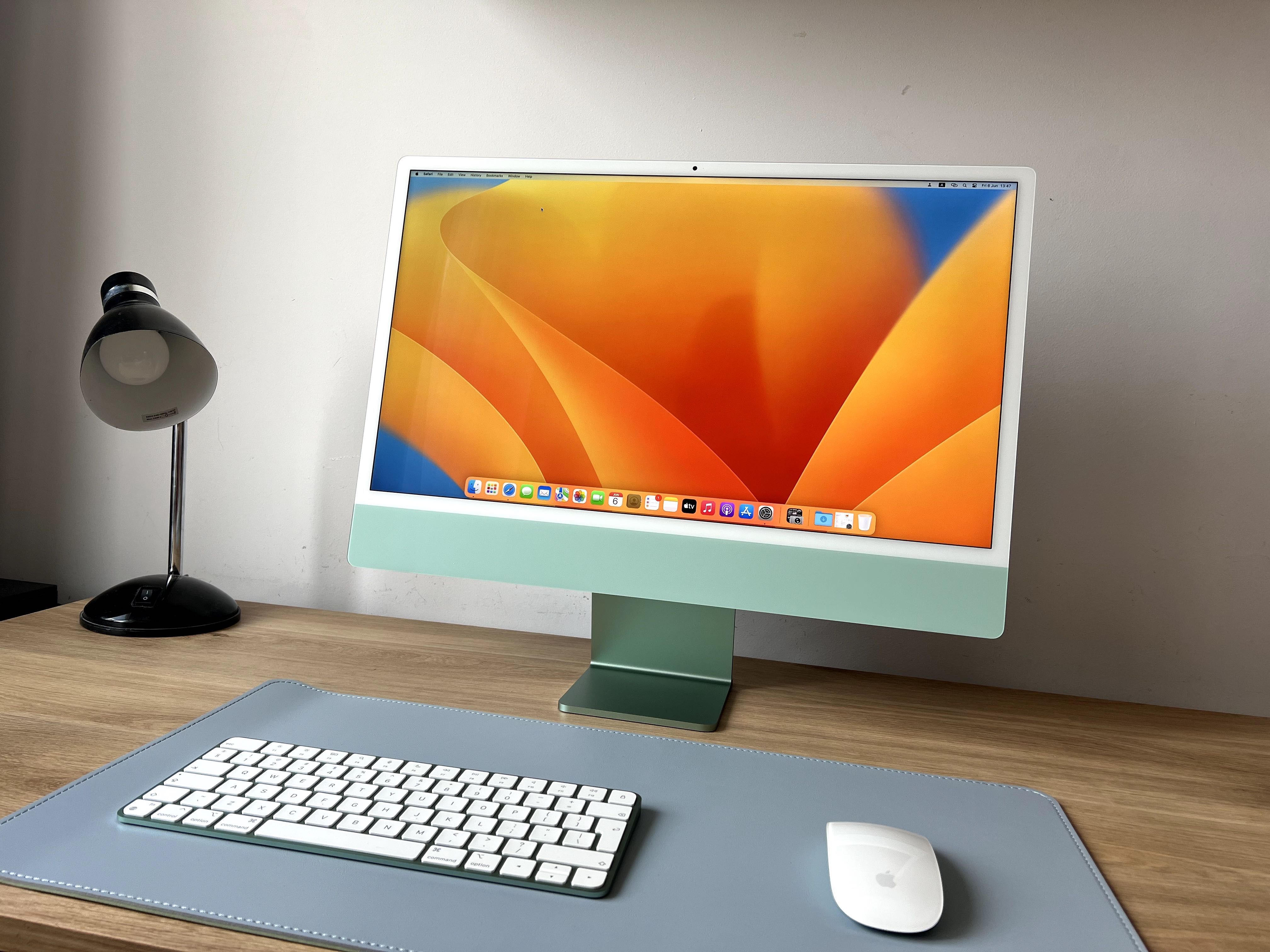 Перфектен iMAC M1 + Уникален 4.5K Екран + Пълен Комплект
