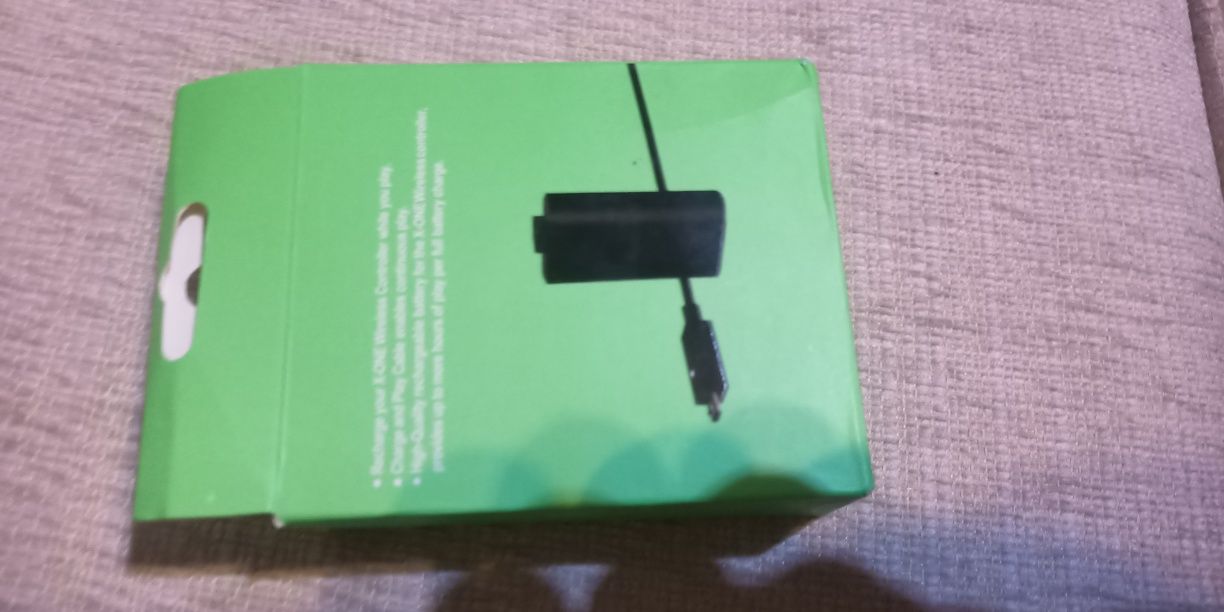 Нова Презареждаща се батерия с Кабел Xbox One Play и Charge Ki