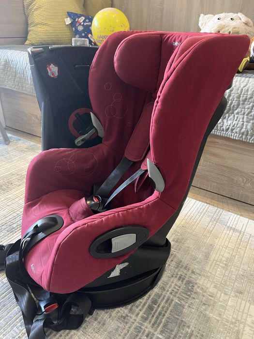 Столче за кола Bebe confort Axiss