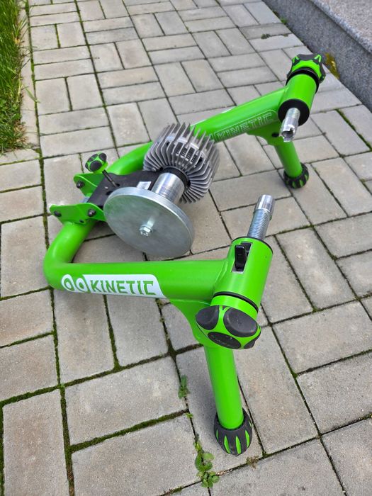 Trainer Kinetic Road Machine Smart 2.0 - Perfect pentru Copii