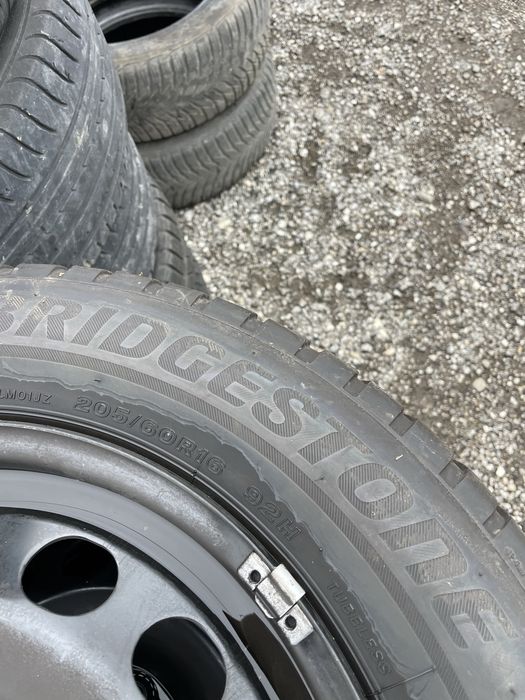 205/60/16 BRIDGESTONE 2бр. 9мм