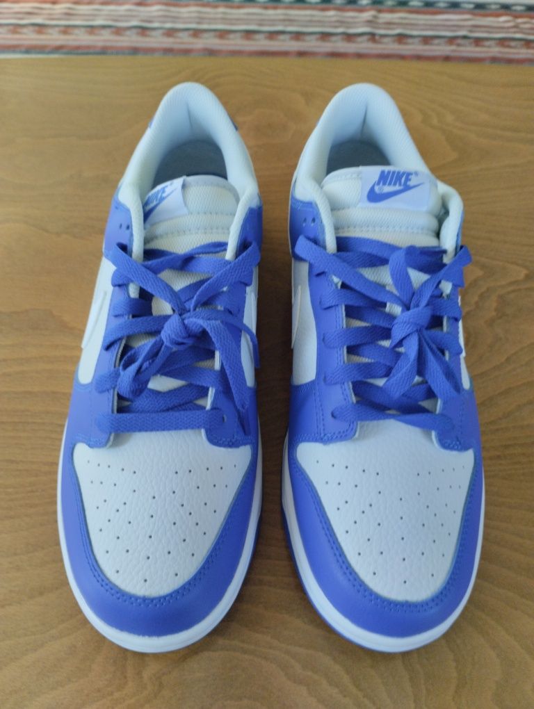Nike dunk low сникърси