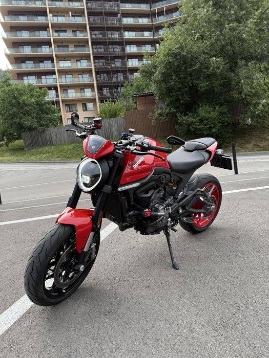 Ducati Monster 937 limitat A2
