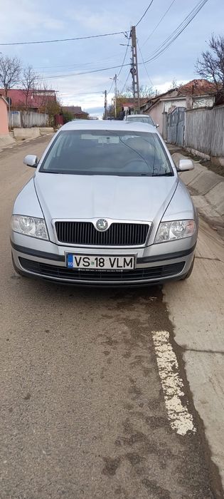 Vând Skoda Octavia
