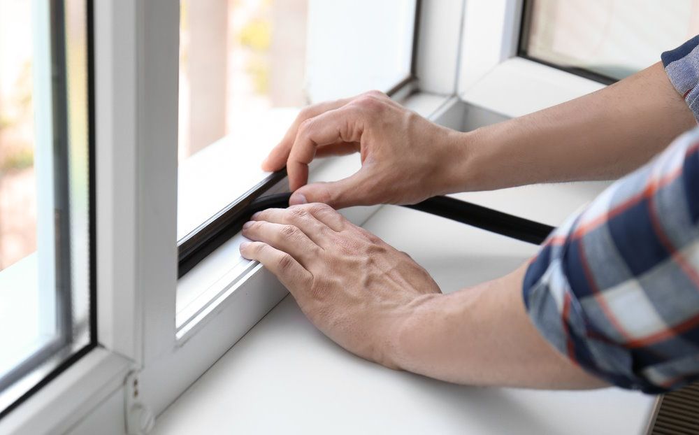 Ремонт окно.  замена резина. Регулировка окон. Замена стеклопакет.