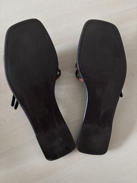 Papuci piele Zara 39