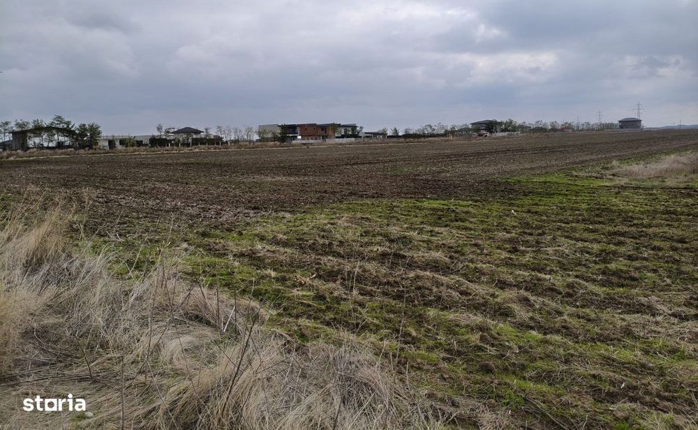 Teren intravilan | 521 mp | Utilitati | Rate la dezvoltator