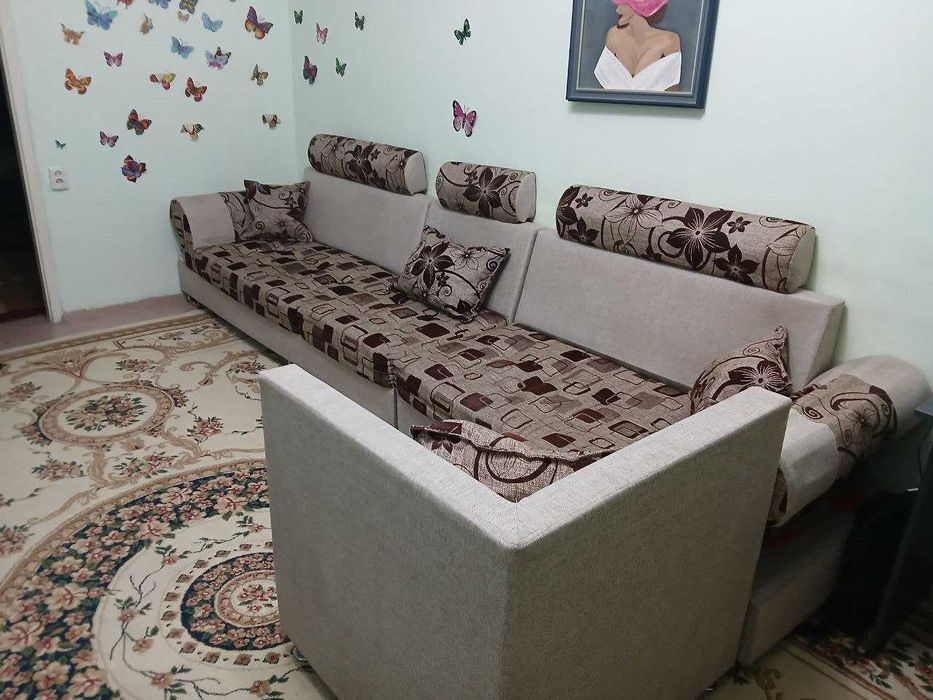 Продается уголок и диван