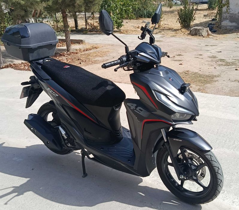 Бензиновый Скутер S2 GST