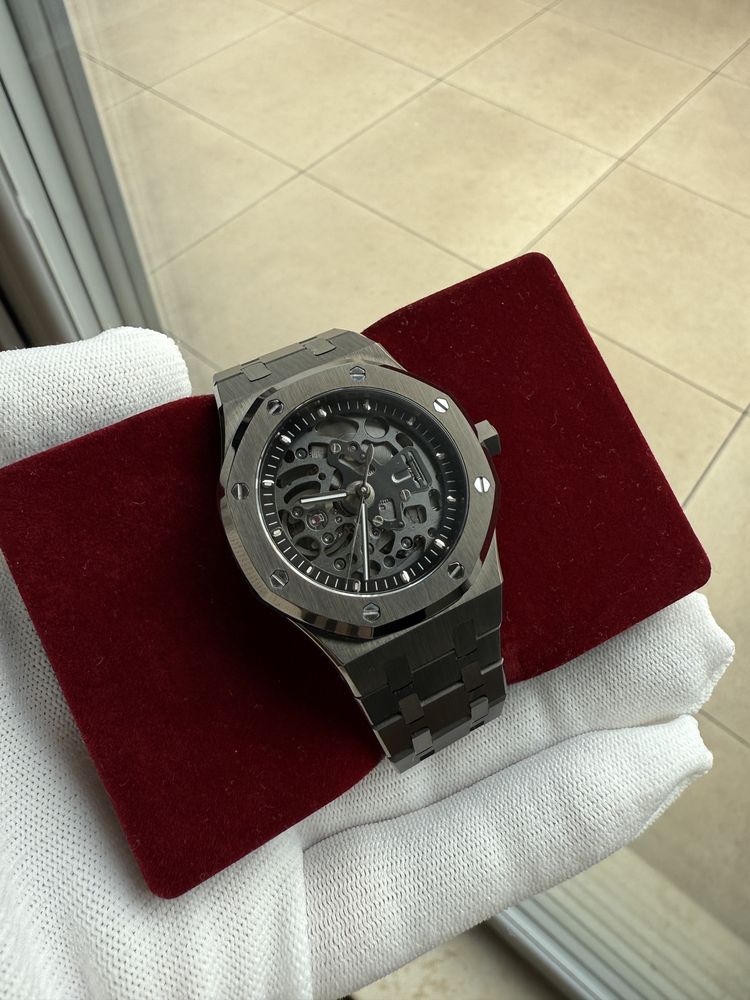 Nomods Baretten Royal Oak Skeleton 37mm, Seiko NH72 Automat, Safir