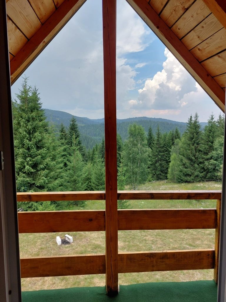 Vand cabana  Muntele Bocului