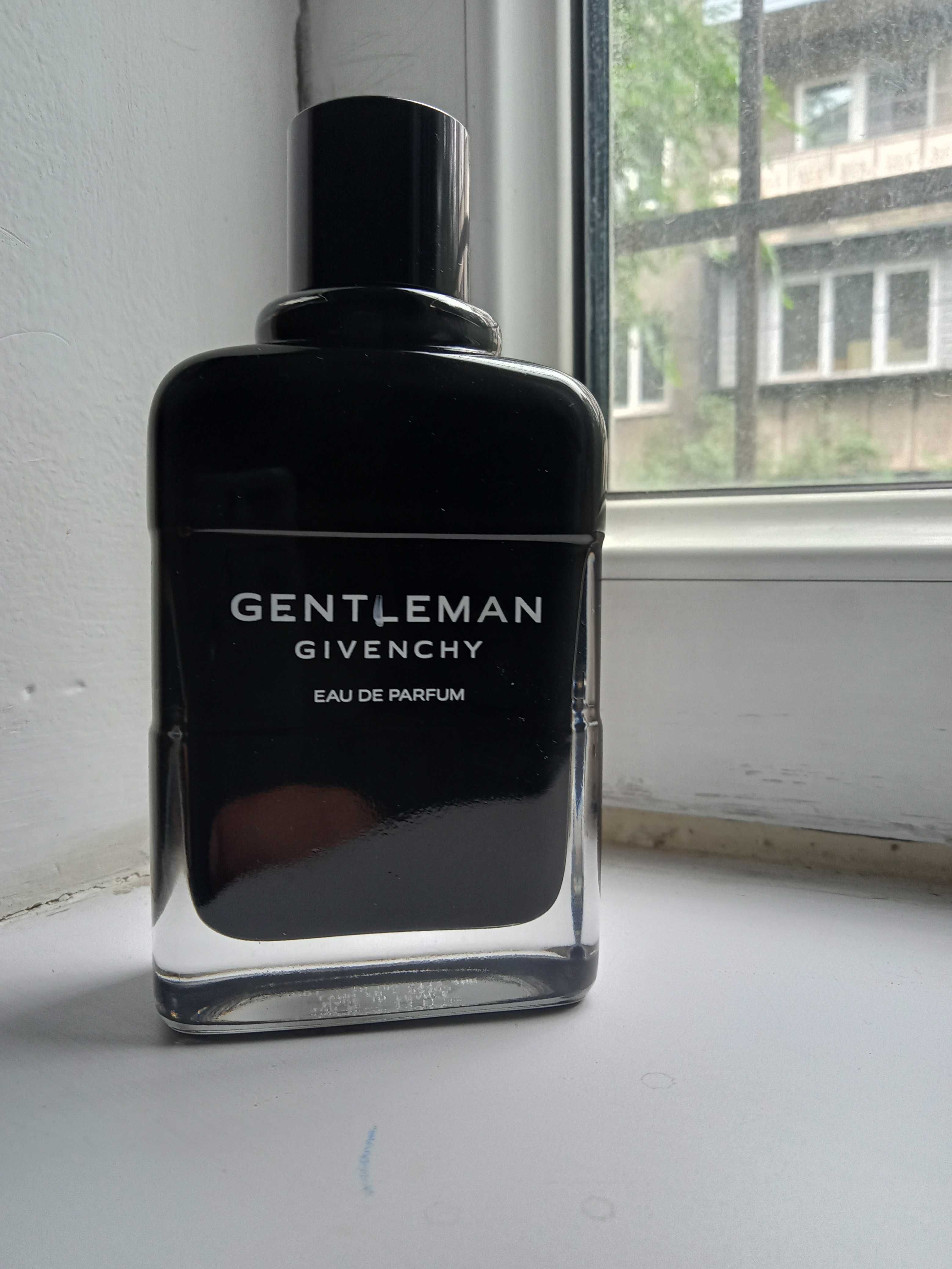 Парфюм Gentleman Givenchy
