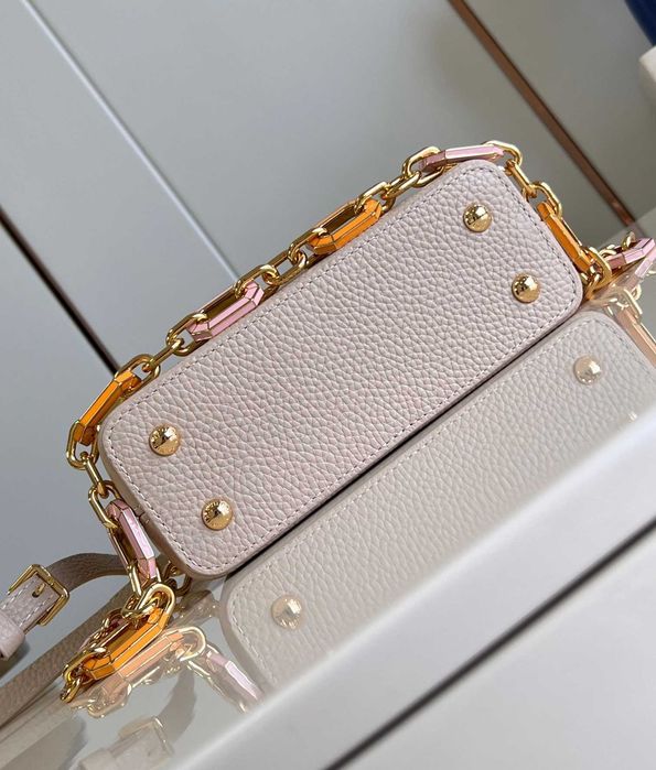 Geanta LV Louis Vuitton Capucines 21cm cream, Premium