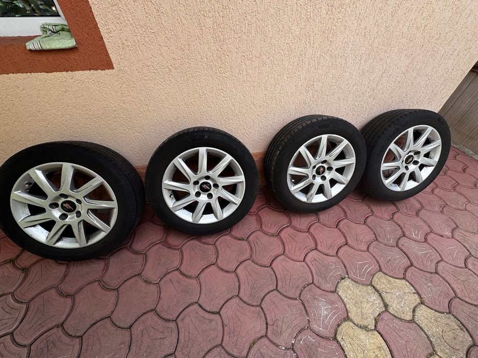 Vand roti 205/55 r16 jante oem vw anvelope goodyear