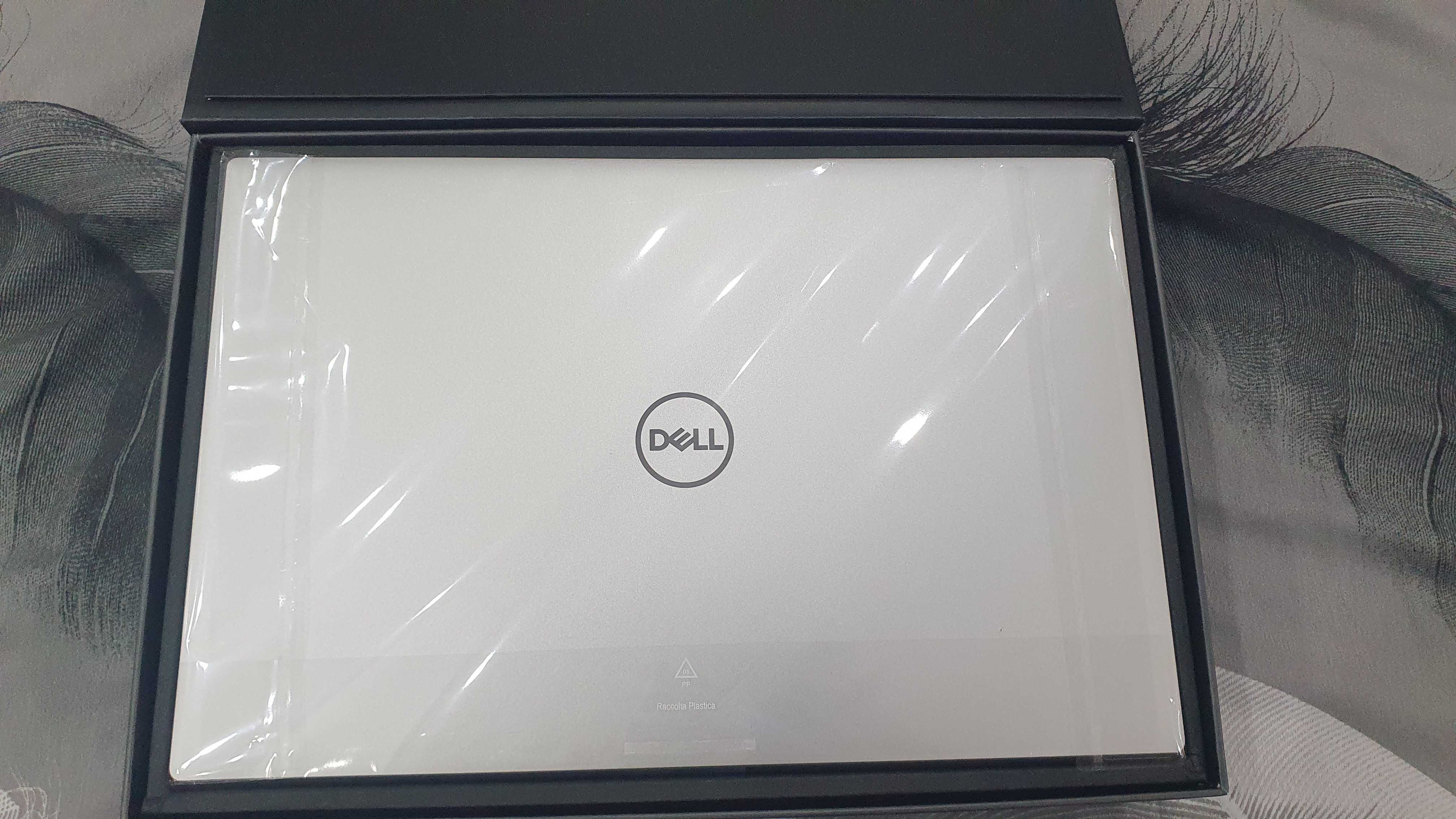 Чисто нов Dell XPS 15 9530 – RTX 4050, i7-13700H, 16GB RAM, 1TB SSD