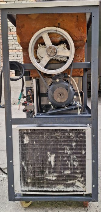 Marojna apparat frezer sotiladi