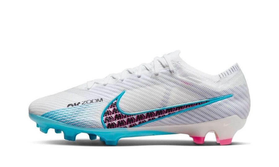 Ghete fotbal Nike Mercurial