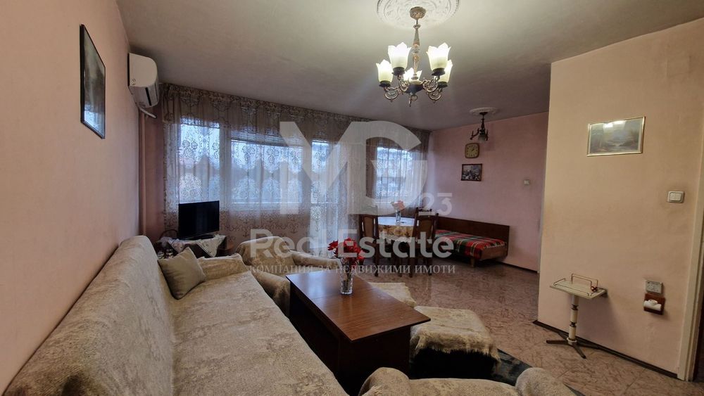 Продава се Многостаен апартамент в Пловдив, Каменица 1 - 98 кв.м за 2449 €/кв.м - Снимка #2