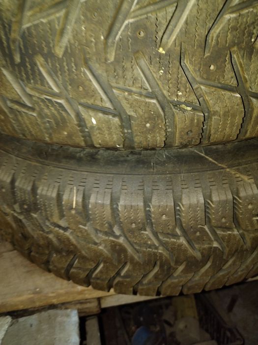 Гуми зимни 14цола