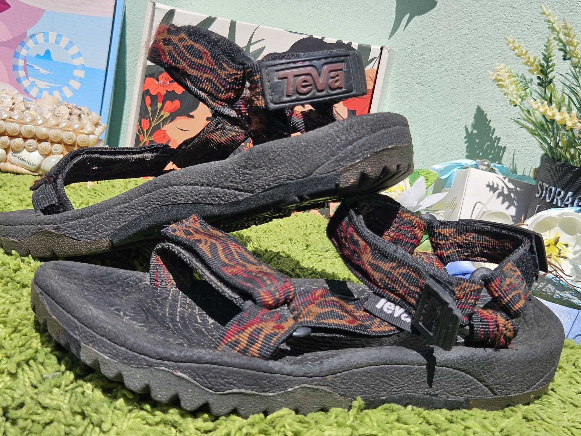 Teva оригинални сандали N38,5