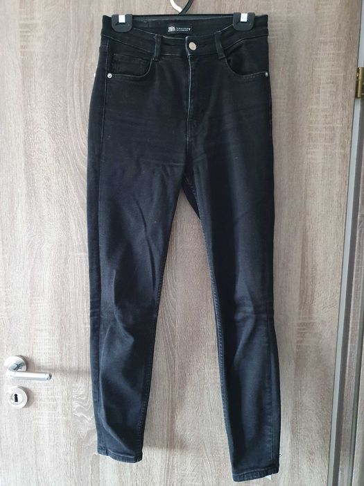 Blugi negri ZARA cu talie inalta, marimea XS,