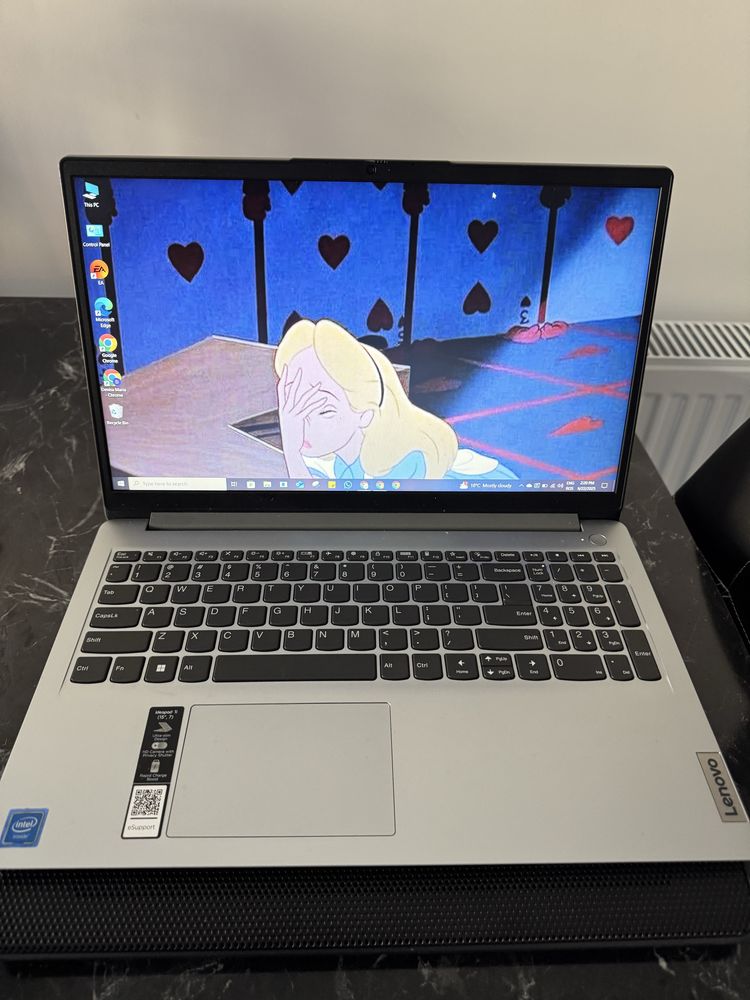 Laptop Lenovo IdeaPad 1i – Gri –