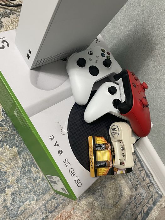 Продам Xbox Series S 512gb