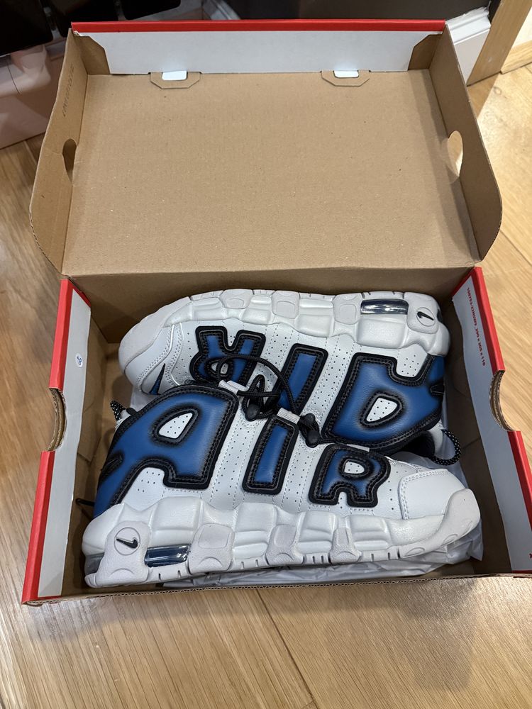 Nike air more (GS )