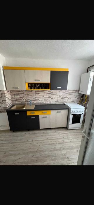 Inchiriez apartament 3 camere M6