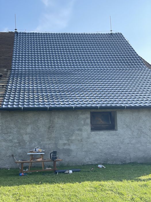 Reparatii si montaj acoperisuri