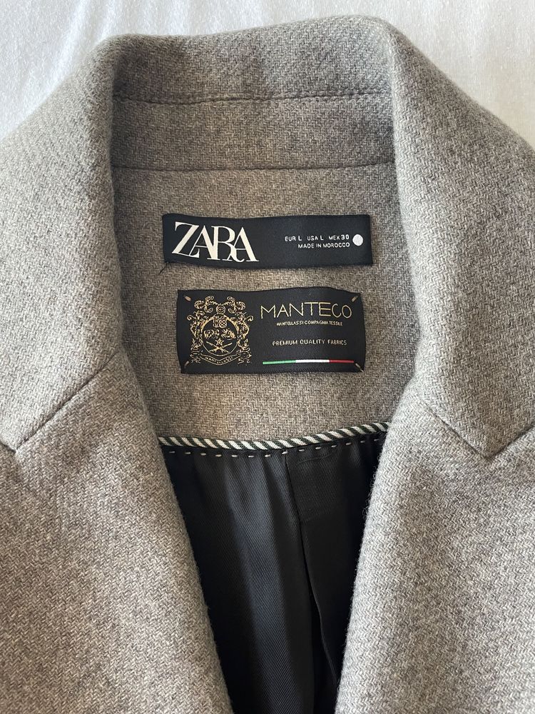 Palton de lana gri la 2 randuri de nasturi Zara Manteco L