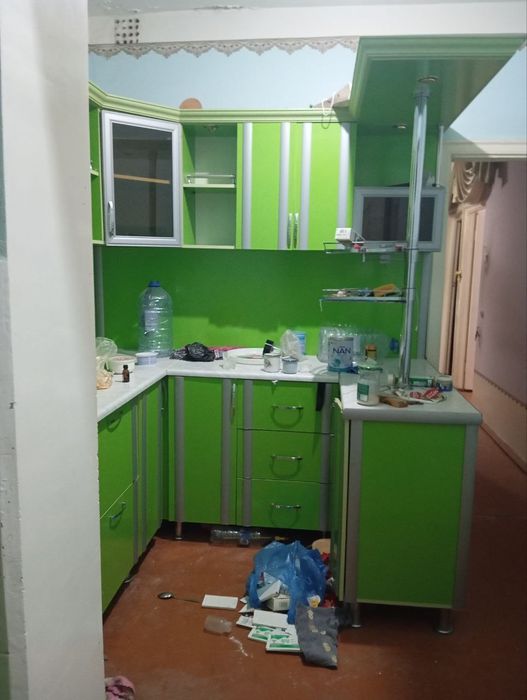 Ошхона тайер мебель сотилади