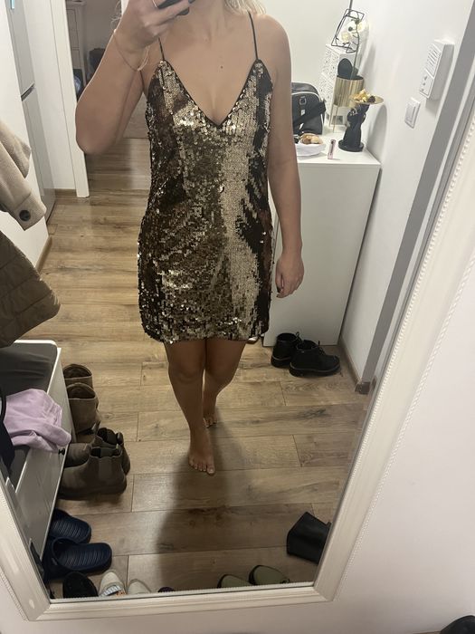 Rochie cu paiete H&M